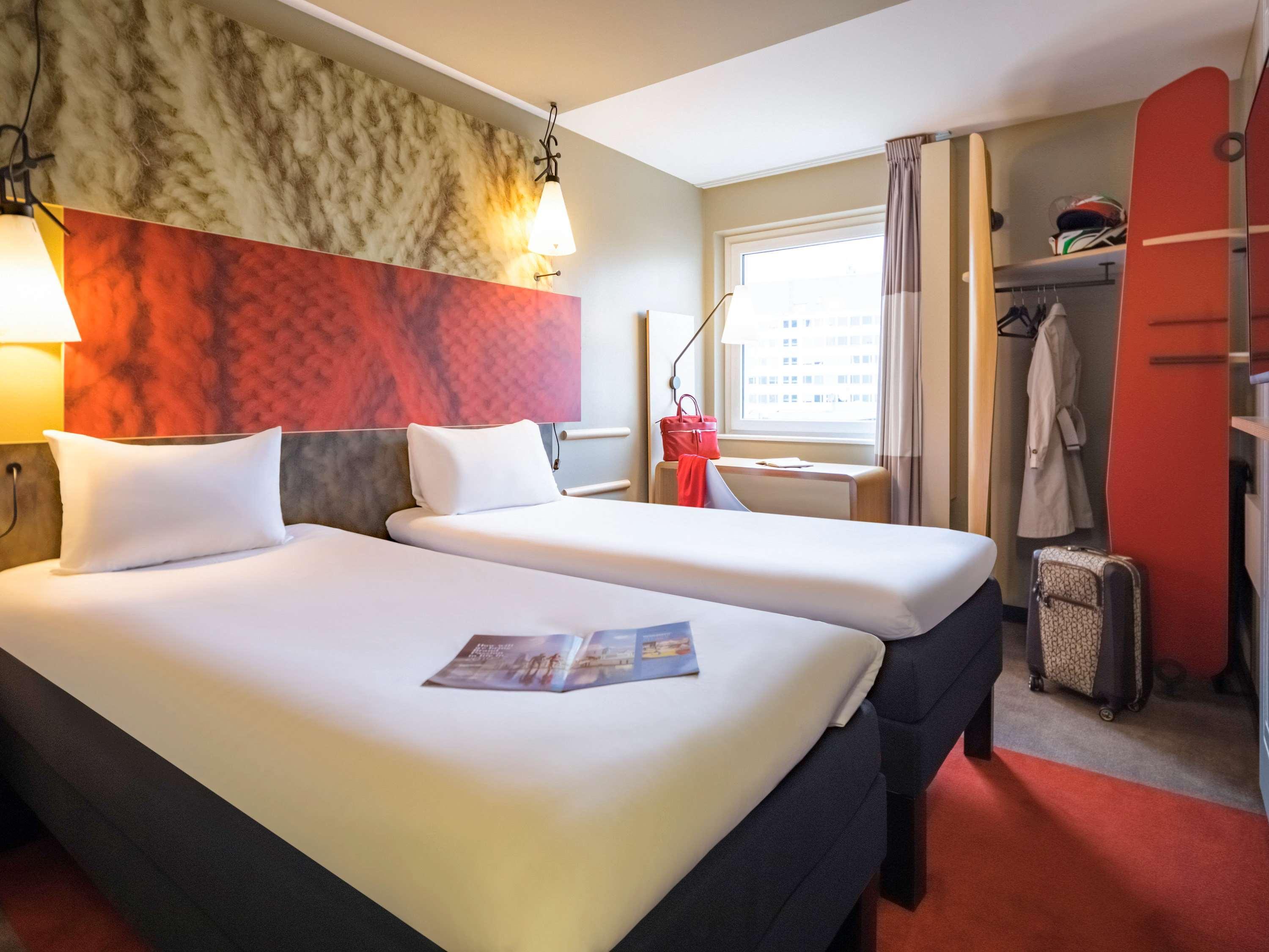 Ibis London Docklands Canary Wharf Exterior foto