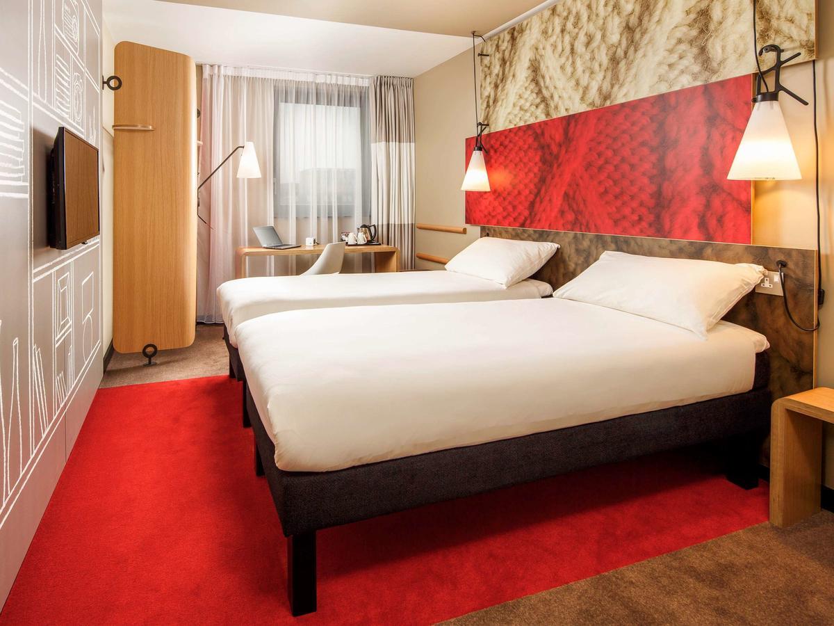Ibis London Docklands Canary Wharf Exterior foto